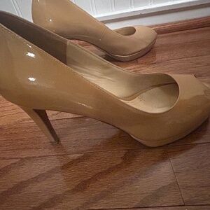 7,5 Cole Haan Peep Toe Patent Leather Platform Heels